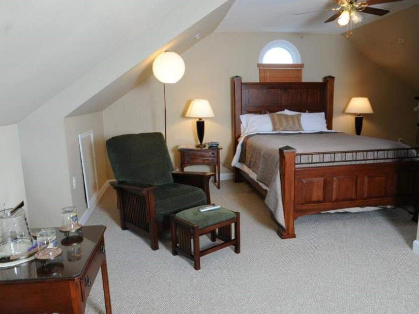 Blue Heron Inn - A Bed And Breakfast Llc Solomons Εξωτερικό φωτογραφία